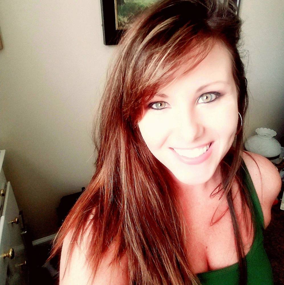 Meet your Posher, Elise